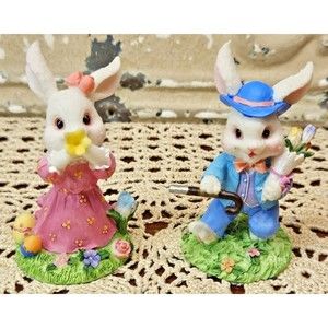 Pair of Vintage Bunny Figurines Male & Female Rabbits Easter Spring w/ Flowers